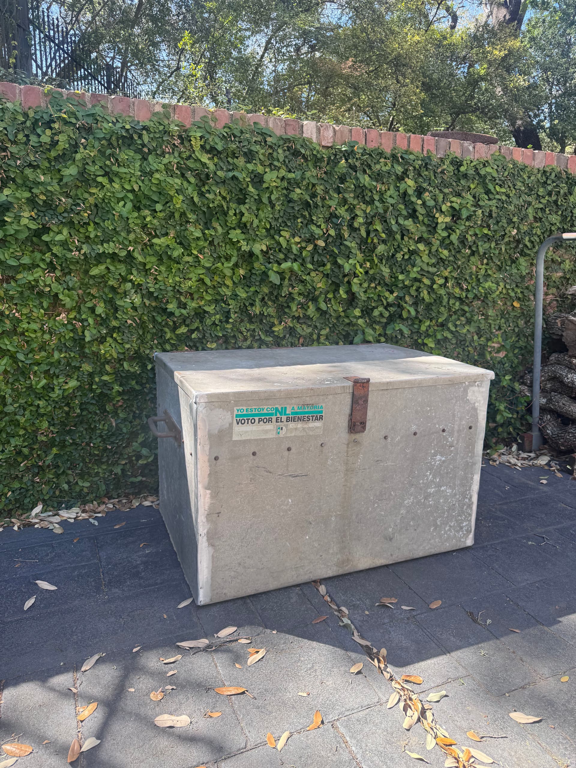 Gallery photos for Aluminum Box Restoration for a Westlake Hills Family Heirloom: Image #1