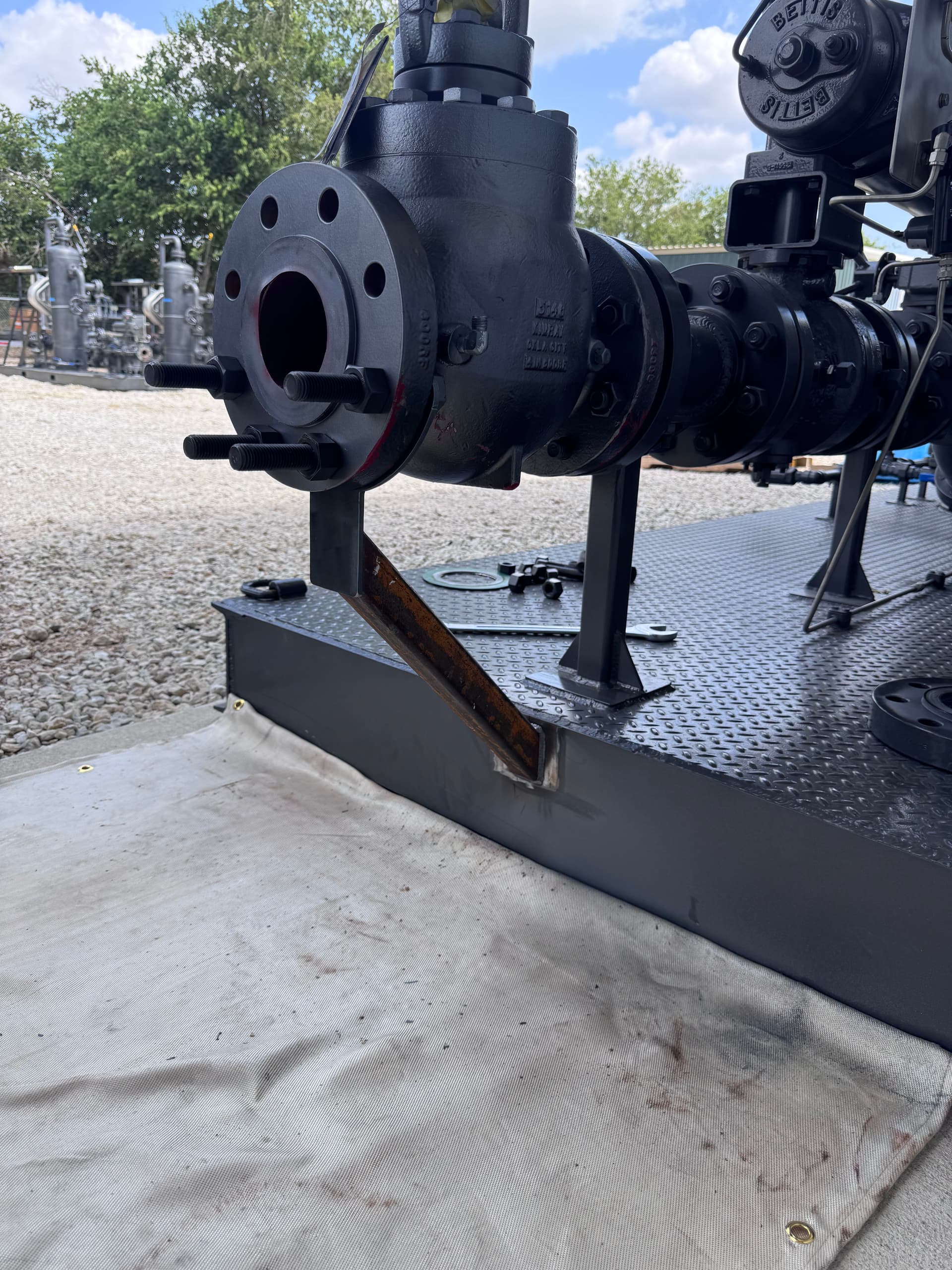 Gallery photos for CNC Plasma Cut Valve Support Plates for Fuel Separator Skids: Image #4