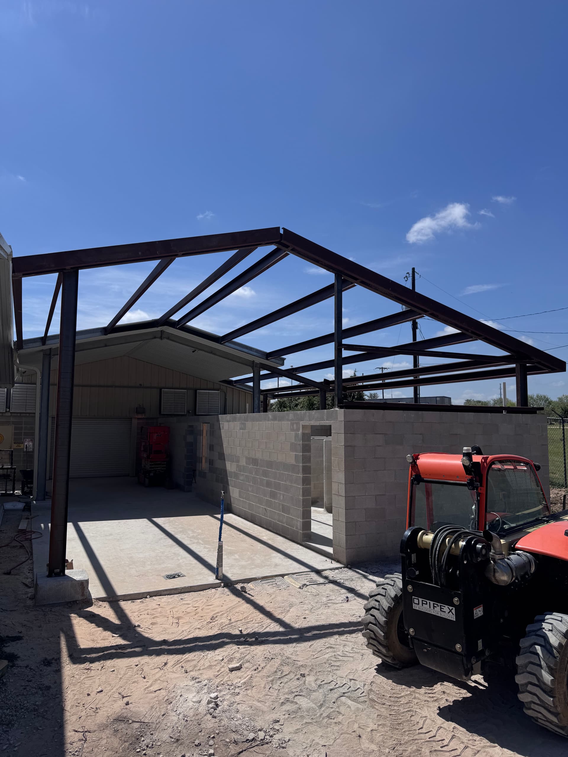 Gallery photos for Structural Steel Shade Structure at the Lockhart Animal Shelter: Image #4