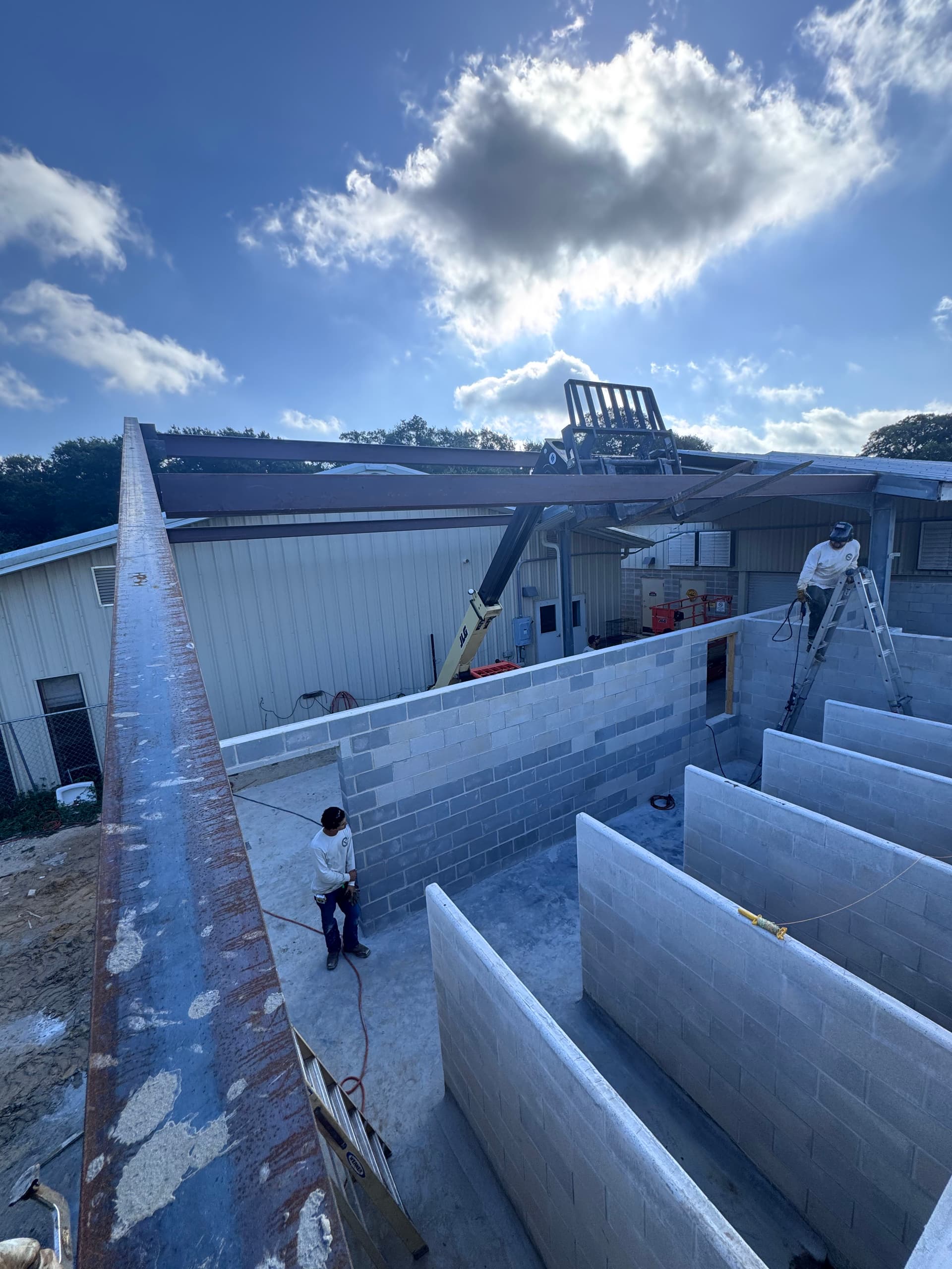 Gallery photos for Structural Steel Shade Structure at the Lockhart Animal Shelter: Image #2
